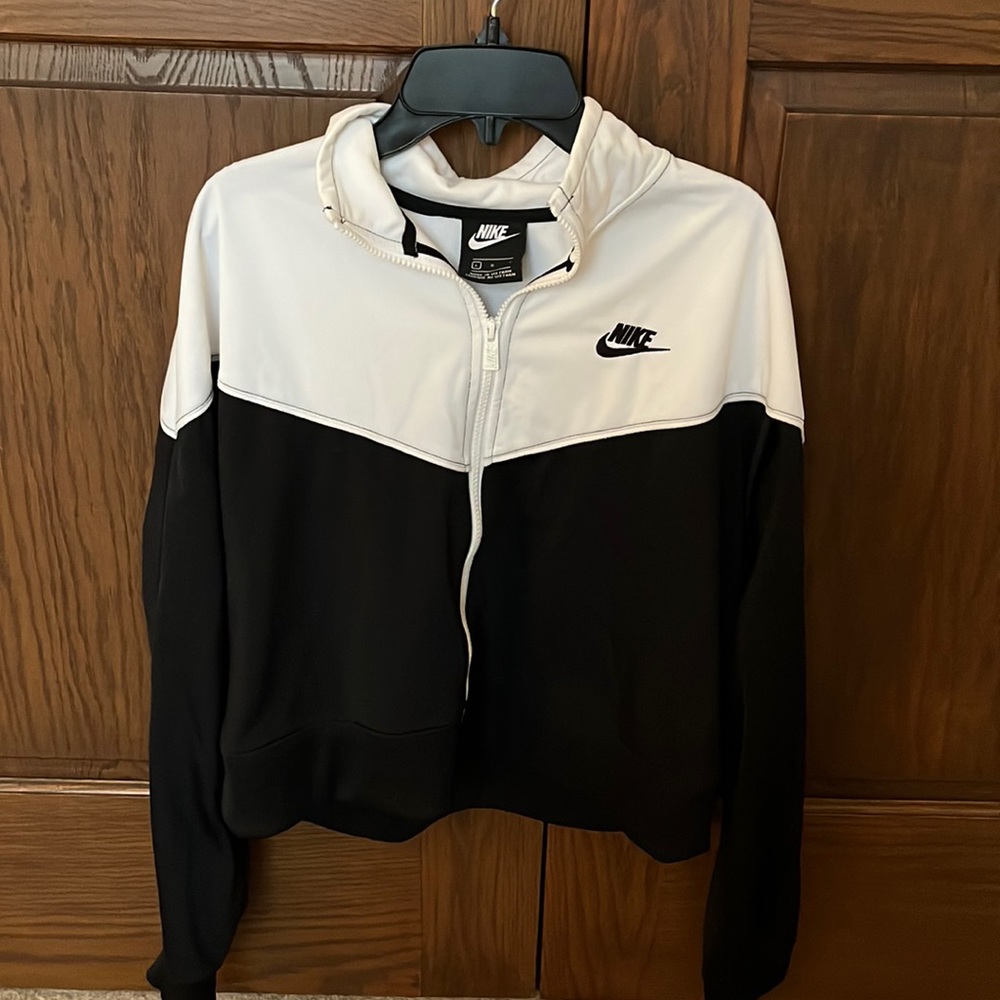 Kids Nike zip up